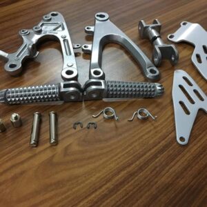 YAMAHA YZF-R1 2004-2006 ÖN BASAMAK BASAK BRAKET SETİ