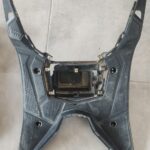 SYM JET 14 200 SÜRÜCÜ AYAKBASMA ZEMIN PANEL ÇIKMA